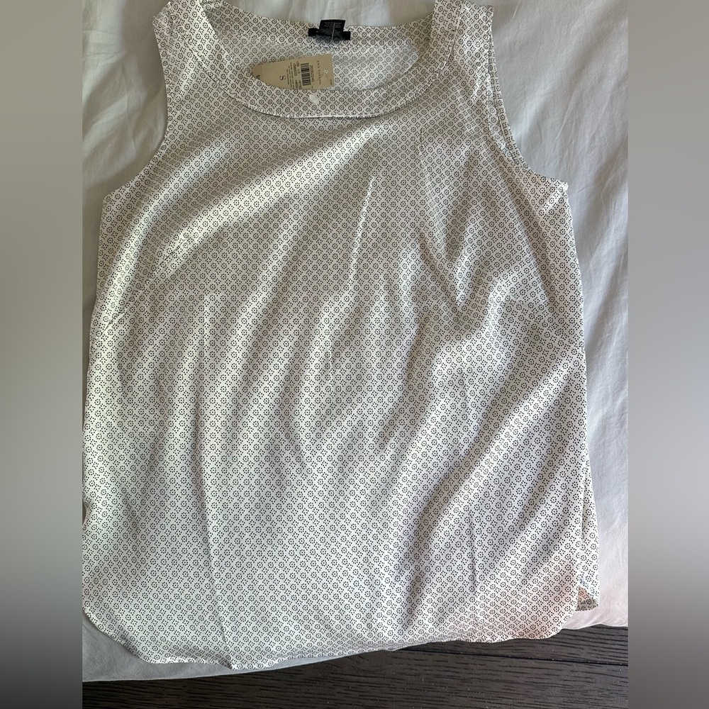 Ann Taylor Blouse, Sz Small NWT; black & white